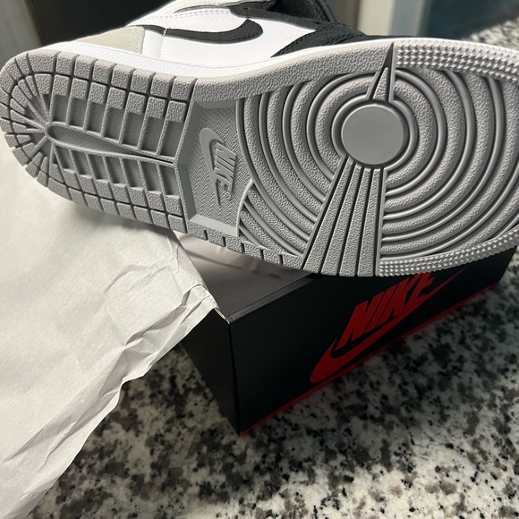 Jordan 1 retro high bleached coral - Picture 3 of 9